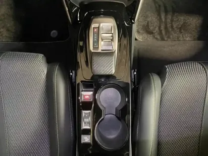 Photo 12 Peugeot 2008  e- 156ch GT (CEE 3600? DEDUIT)