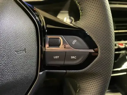 Photo 10 Peugeot 2008  e- 156ch GT (CEE 3600? DEDUIT)