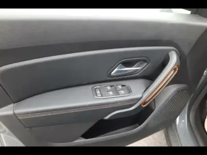 Photo 10 Dacia Duster  1.5 Blue dCi 115ch Extreme 4x2