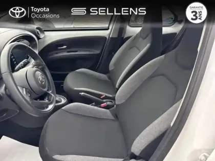 Photo 10 Toyota Aygo  X 1.0 VVT-i 72ch Dynamic S-CVT