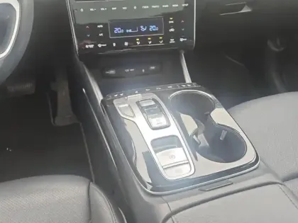 Photo 13 Hyundai Tucson  1.6 T-GDi 230ch Hybrid Executive BVA6