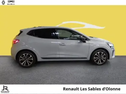Photo 12 Renault Clio  1.6 E-Tech 145ch full hybrid Techno - 25b