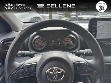 Photo 12 Toyota Yaris  116h Design 5p MY22