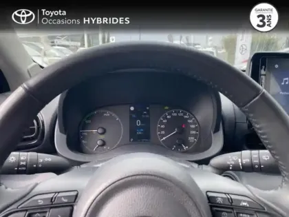 Photo 13 Toyota Yaris  116h Dynamic 5p MC24