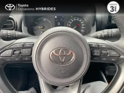 Photo 12 Toyota Yaris  116h Dynamic 5p MC24