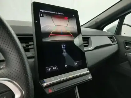 Photo 14 Renault Captur  1.6 E-Tech full hybrid 145ch Techno