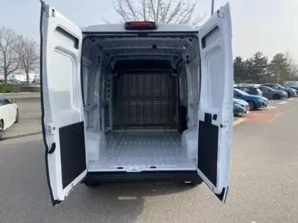 Photo 7 Peugeot Boxer  Fg L2H2 3.5 Maxi 180ch S&S BVA8