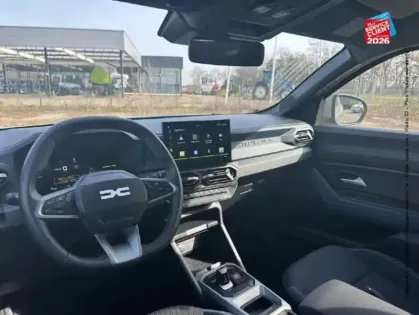 Photo 14 Dacia Duster  1.6 hybrid 140ch Journey Camera CarPlay