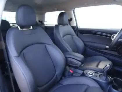 Photo 8 Mini Mini  Cooper SE 184ch Edition Premium BVA 5CV