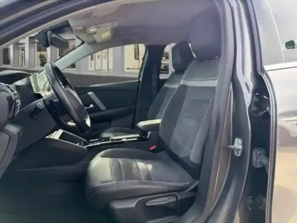 Photo 7 Citroën C4  PureTech 130ch S&S Shine Pack EAT8