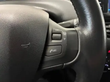 Photo 7 Peugeot 208  1.2 PureTech 82ch Style 5p