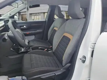 Photo 8 Citroën C3 Aircross  1.2 Turbo 100ch PLUS