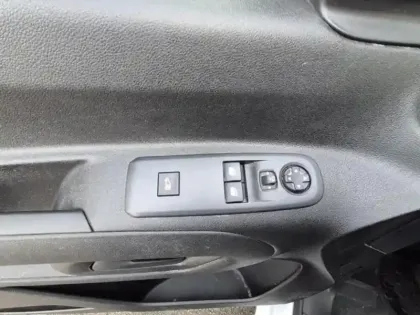 Photo 11 Peugeot Partner  Standard 650kg BlueHDi 100ch S&S Asphalt