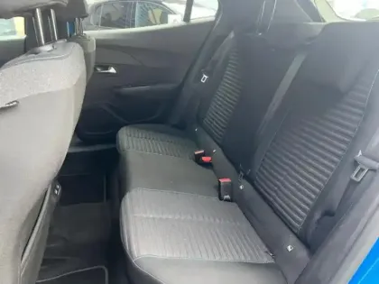 Photo 8 Peugeot 2008  e- 136ch Style