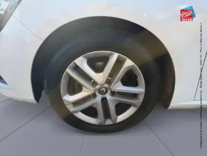 Photo 9 Renault Megane  1.5 Blue dCi 95ch Business