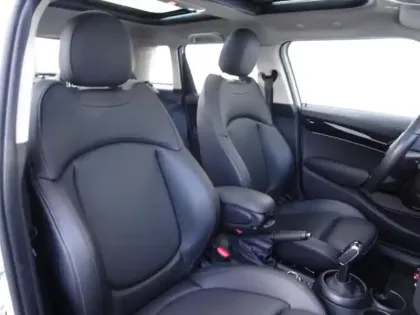 Photo 8 Mini Mini  5 Portes Cooper 136ch Edition Premium Plus BVA7