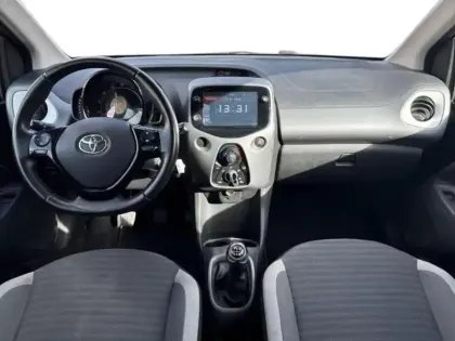 Photo 9 Toyota Aygo  1.0 VVT-i 72ch x-play 5p