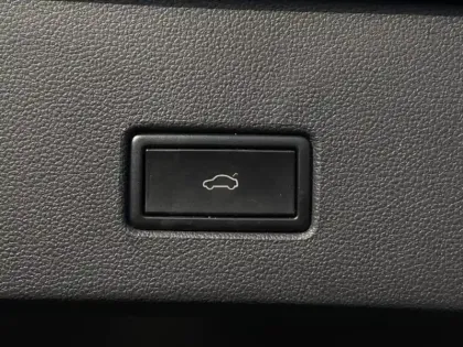 Photo 12 Volkswagen T-roc  1.5 TSI EVO 150ch R-Line DSG7 S&S