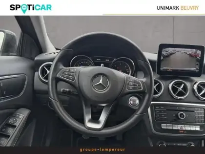 Photo 11 Mercedes GLA  180 d Inspiration