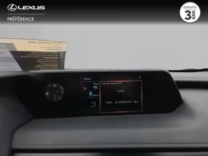 Photo 14 Lexus UX  250h 2WD Premium Edition MY21