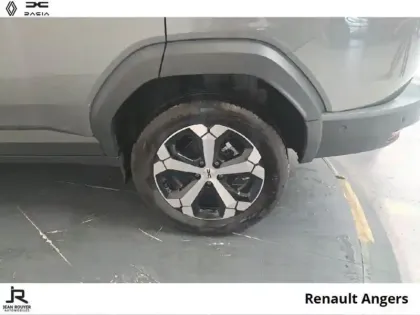 Photo 7 Dacia Bigster  1.8 hybrid 155ch Journey