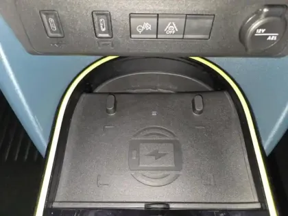 Photo 14 Fiat Panda Grande  1.2 Hybrid Turbo 110ch Icône eDCT6