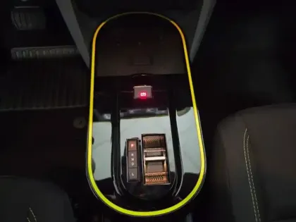 Photo 13 Fiat Panda Grande  1.2 Hybrid Turbo 110ch Icône eDCT6