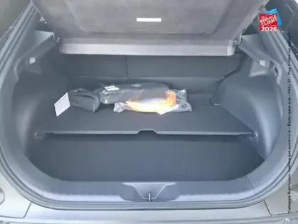 Photo 13 Toyota C-HR + 224ch 77kWh Design Grande Autonomie