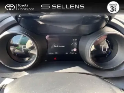 Photo 13 Toyota Yaris  Cross 116h Dynamic MY22