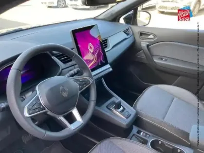 Photo 14 Renault Captur  1.8 E-Tech full hybrid 160ch Techno - 26