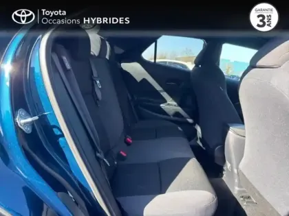 Photo 6 Toyota C-HR  2.0 Hybride 200ch Design