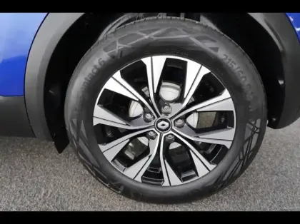 Photo 10 Renault Captur  1.6 E-Tech hybride 145ch Evolution