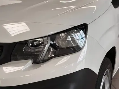 Photo 8 Peugeot Partner  Standard 650kg BlueHDi 100ch S&S Premium (10415?ht)