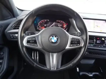 Photo 7 BMW Serie 1 Série 1 116iA 109ch M Sport DKG7