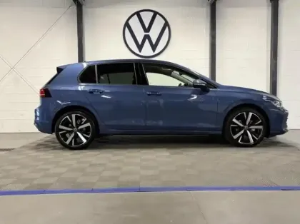 Photo 15 Volkswagen Golf  1.5 eTSI EVO2 116ch VW Edition DSG7