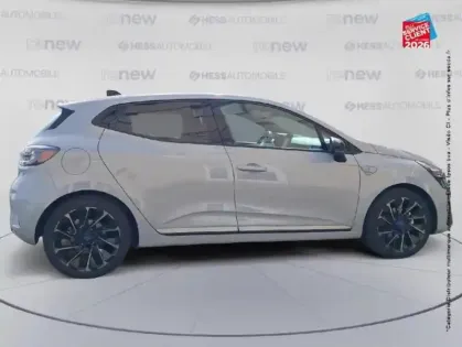 Photo 18 Renault Clio  1.6 E-Tech 145ch full hybrid esprit Alpine - 24 GPS