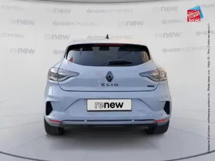 Photo 6 Renault Clio  1.6 E-Tech 145ch full hybrid esprit Alpine - 24 GPS