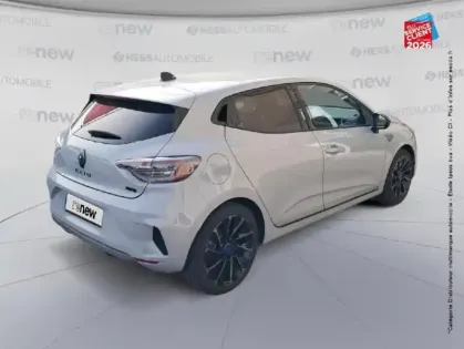 Photo 5 Renault Clio  1.6 E-Tech 145ch full hybrid esprit Alpine - 24 GPS