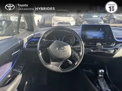 Photo 8 Toyota C-HR  122h Graphic 2WD E-CVT