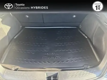 Photo 9 Toyota C-HR  122h Graphic 2WD E-CVT