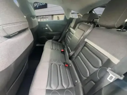 Photo 9 Citroën C4  PureTech 130ch S&S Shine EAT8