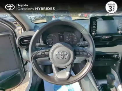 Photo 8 Toyota Yaris  116h Dynamic 5p MC24