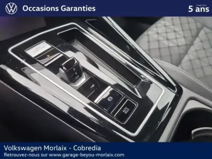 Photo 11 Volkswagen Golf  1.5 eTSI OPF 150ch R-Line DSG7