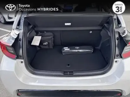 Photo 9 Toyota Yaris  130h Collection 5p MY26