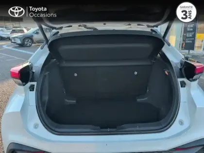 Photo 9 Toyota C-HR  2.0 Hybride 200ch Design NG23