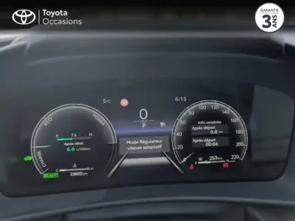 Photo 13 Toyota C-HR  2.0 Hybride 200ch Design NG23