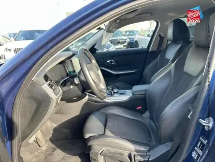 Photo 14 BMW Serie 3 Série 3 320dA MH 190ch Business Design