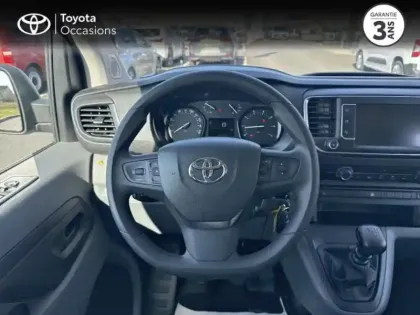 Photo 8 Toyota Proace  Combi Medium 1.5 120 D-4D Dynamic