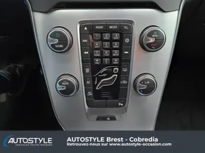 Photo 9 Volvo V40  T2 122ch Inscription 7cv