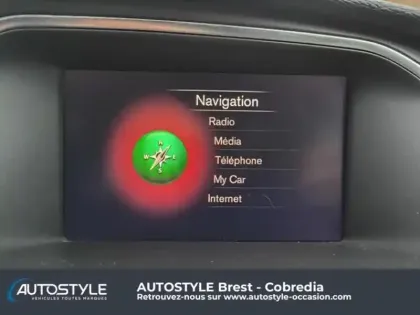 Photo 8 Volvo V40  T2 122ch Inscription 7cv